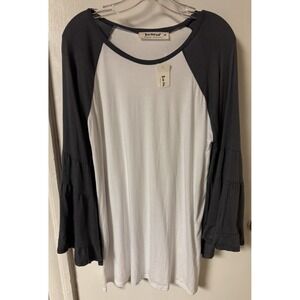 Three Bird Nest Women's Exaggerated Tiered Bell Sleeve White and Gray Blouse Med